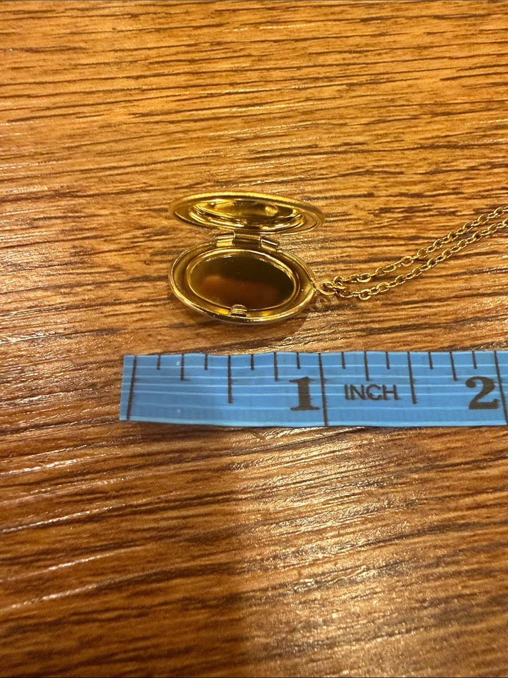 Plunder Gold Oval Filigree Locket Necklace - Picture 3 of 4